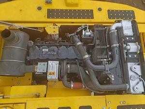 Excavadora de cadenas Komatsu PC210 usada de alta calidad, año 2024, buen rendimiento, caja de cambios original, motor, cojinetes, 21000 kg - Product Image 4