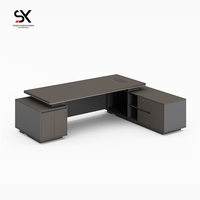 Bureau de direction moderne en bois de luxe de niveau E0 en forme de L Nouveau mobilier de bureau Design pliable pour Home Manager CEO Boss Office