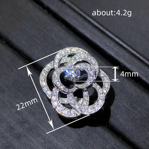 Set di Anello e Orecchini a Perno con Fiore di Camelia per Donne, Accessori Semplici e alla Moda per Uso Quotidiano, Outfit Casual e Regalo - Product Image 6