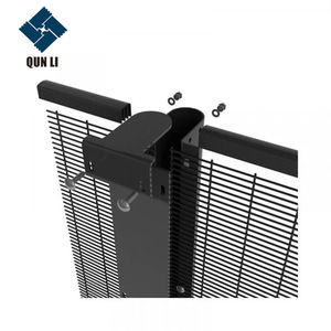 맞춤형 도매업자 용접 와이어 메쉬 뒤뜰 3d 정원 울타리 패널 야외 안티 등반 358 울타리 및 문 - Product Image 4