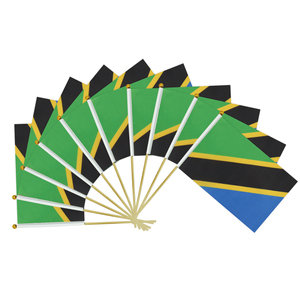Bandera agitada a mano de poste de madera de Tanzania de gran oferta de fábrica 2024 para vacaciones generales - Product Image 2