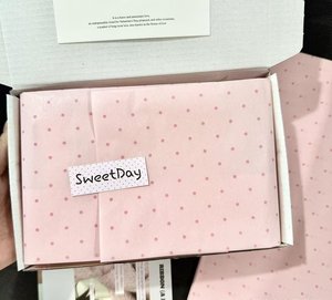 17g <b>Pink</b> dotted <b>tissue</b> <b>paper</b> packaging high end clothing gift wrapping <b>paper</b> accessory wrapping <b>paper</b> customizable logo size - Product Image 1