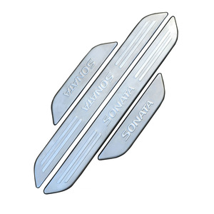 Plaques de seuil de porte de voiture en acier inoxydable Sonata, bandes de garniture métalliques gravées pour la protection des portes - Product Image 1