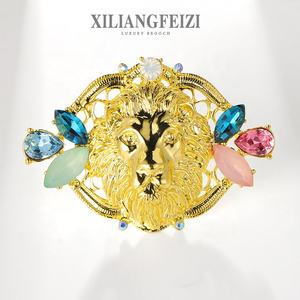 XILIANGFEIZI liquidation vente Vintage alliage strass 18K or cristal tête de Lion broche pour hommes costumes manteau décoration - Product Image 1