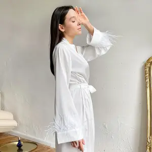 Изготовленным на заказ логосом халат сексуальная ночная рубашка белого цвета на День святого Валентина для ванной из шелка для женщин длинный халат Femme