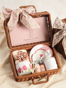 <span class=keywords><strong>Coffret</strong></span> Cadeau Promotionnel Fête des Mères 2026 : Serviette, <span class=keywords><strong>Parfum</strong></span>, Bougie, Mug, Couverture – Luxe Personnalisé pour Femme, Relaxation Spa en Nylon - Product Image 2