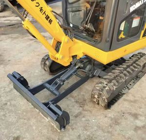 Mini-excavatrice Komatsu PC20MR d'occasion, fabriquée au Japon, 2 tonnes, petite pelle Komatsu PC20, idéale pour les travaux agricoles et la démolition. - Product Image 5