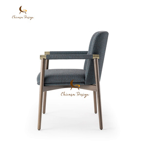 Sedia da Pranzo Moderna in Legno Massello Stile Nordico, Poltrona Presidenziale con Schienale Robusto e Durevole - Product Image 2