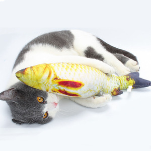 ของเล่นปลาคาร์พจำลองพร้อมแคทนิป ขนาด 20 ซม. แก้เบื่อสำหรับแมว - Product Image 4