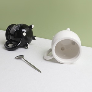 Tazza in Ceramica Nera Personalizzata con Logo, Tazza da Caffè a Forma di Calderone, Mug di Halloween per Streghe - Product Image 5