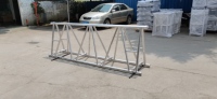 Structure de scène triangulaire pliable portable 580x760mm en alliage d'aluminium léger, système d'assemblage rapide pour DJ et expositions