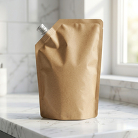 Pochette souple à bec verseur en papier kraft PE résistant à l'humidité avec bouchon à vis latéral pour recharge de détergent liquide ménager