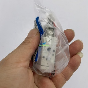 Nueva válvula solenoide de 3 puertos SMC original de, tipo piloto - Product Image 3