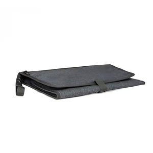 Tapis à langer multifonctionnel portable avec logo personnalisé, en polyester imperméable, avec poche - Product Image 5