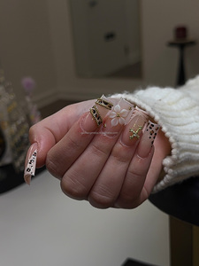 <span class=keywords><strong>Uñas</strong></span> Postizas 3D Hechas a Mano con Forma Cuadrada, Diseño Daisy Meadow, Acrílicas Reutilizables - Product Image 1