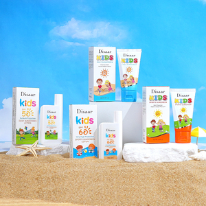 <span class=keywords><strong>Protector</strong></span> <span class=keywords><strong>Solar</strong></span> Deportivo para Niños Disaar con Manteca de Karité, SPF60+, Vitamina E, Alta Protección, Formación Rápida de Película, Resistente al Agua y al Sudor - Product Image 6