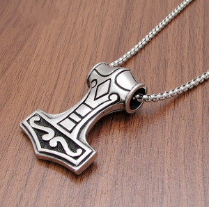 Style nordique en acier inoxydable 316L Animal Viking Thor marteau Mjolnir pendentif collier pour hommes fermoir martelé - Product Image 2