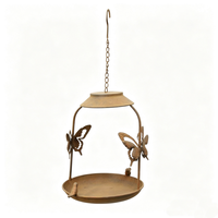 Door de natuur geïnspireerde metalen vogelvoederbak met vlinders, hangend voor buiten, gazon, tuin, huisdecoratie
