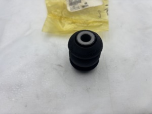 Silentbloc de bras inférieur avant Ssang Yong 4453035000 pour <span class=keywords><strong>Ssangyong</strong></span> Tivoli 2015 <span class=keywords><strong>XLV</strong></span> - Product Image 5