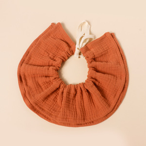 Bavoir bébé en <span class=keywords><strong>coton</strong></span> réglable à 360° avec attache, serviette anti-bave ronde en <span class=keywords><strong>gaze</strong></span> épaisse 4 couches - Product Image 2