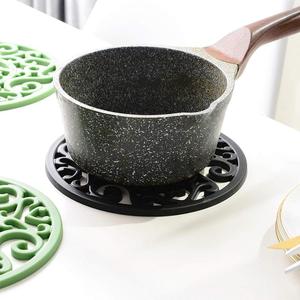Design rond pour les Plats Chauds et les Comptoirs de Cuisine Résistant À La Chaleur Antidérapant Lavable Au Lave-Vaisselle En Silicone Dessous de Tapis - Product Image 5