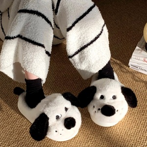 XIXITIAO Pantoufles en peluche pour chiots en gros pour hommes et femmes, pantoufles d'intérieur chaudes et antidérapantes pour l'hiver, pantoufles en fourrure pour animaux (OEM/ODM) - Product Image 1