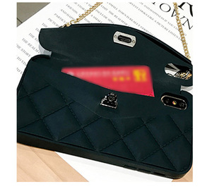 Funda de teléfono con cadena de lujo <span class=keywords><strong>y</strong></span> Bola de pelo, para <span class=keywords><strong>iPhone</strong></span> 14, 13, 12, <span class=keywords><strong>11</strong></span> Pro, Max, X, XR, XS, Max, 7, 8 Plus - Product Image 4
