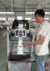 Máquina de Conformado en Frío Automática <span class=keywords><strong>CFS</strong></span> para Estructuras Metálicas Ligeras Comerciales, con PLC y Motor - Product Image 3