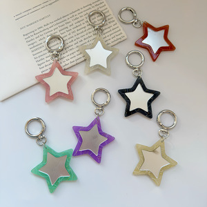 Porte-clés miroir étoile en acrylique veiné marbré, miroir de maquillage de poche à cinq branches, pendentif avec mousqueton à ressort, mini ornement décoratif pour sac à main - Product Image 1