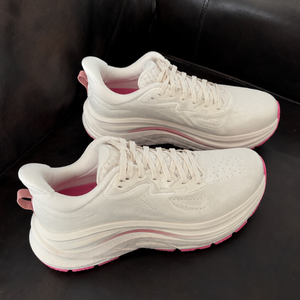 Chaussures de sport de haute qualité pour hommes et femmes, chaussures de tennis en mesh respirant, chaussures décontractées pour jeunes, chaussures de course et de marche en plein air. - Product Image 1