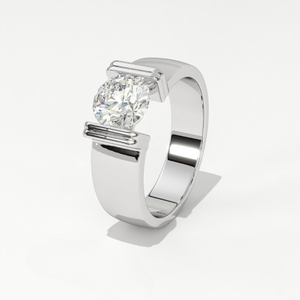 Bague de fiançailles et de mariage tendance Aarinya pour homme, large, minimaliste, avec diamant de laboratoire rond, or 9 carats, certifiée IGI - Product Image 3