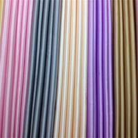 Tissu de rideau en satin polyester antistatique coloré personnalisé pour le salon