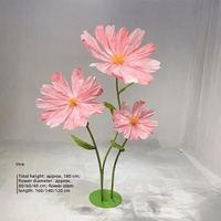 Fleurs géantes artisanales en papier de chrysanthème pour l'affichage dans les centres commerciaux, la Saint-Valentin, Thanksgiving, la fête des Mères