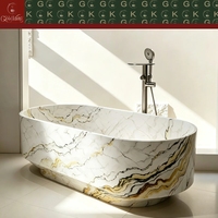 Baignoire ovale autoportante en marbre doré GOLDKING pour penthouse de luxe, rebord sculpté, OEM, alignement des veines CNC, poli