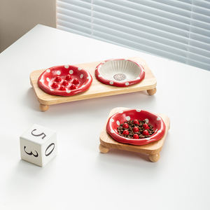 Doe Pet Bol en céramique pour chien, design champignon rouge, pour alimentation lente, surélevé, personnalisable avec support - Product Image 4