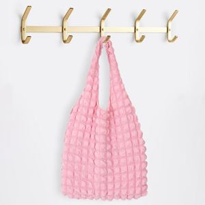Bolso Tote Rosa con Textura de Burbujas, Plegable y Ligero para Mujer, para la Playa, Compras Diarias - Product Image 1