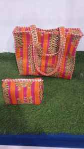 Sac fourre-tout matelassé en coton multicolore avec bandoulière, sac de voyage et de transport tendance avec poche - Product Image 2