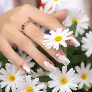 Uñas Postizas con Diseño Floral, Forma de Almendra, Longitud Media, Acrílicas, para Aplicación en Dedos - Product Image 4