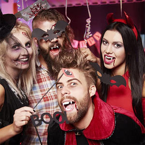 <span class=keywords><strong>Dents</strong></span> factices d'horreur réutilisables, accessoires de costume d'Halloween, accessoires de fête de cosplay effrayants, dentiers de <span class=keywords><strong>vampire</strong></span> rétractables pour cosplay d'Halloween - Product Image 4