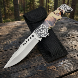 Cuchillo de Caza de Acero Inoxidable con Punta Caída, Mango de Resina y Funda Negra para Uso en Exteriores - Product Image 3
