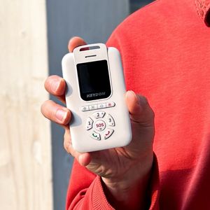 Traceur GPS intelligent pour enfants avec positionnement Beidou, module de suivi sans fil 4G LTE, conception en barre, double SIM, batterie 1200 mAh, traceur IoT - Product Image 6