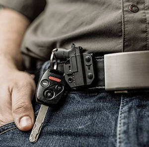 Llavero de pistola con funda G17, modelo metálico 1:3, miniatura de 7 cm, impermeable, novedoso, genial juguete, regalos en stock - Product Image 3