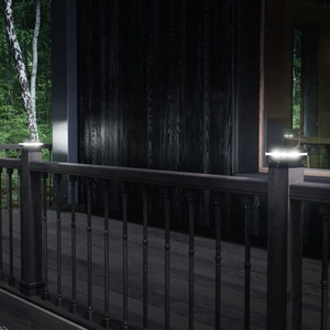 Lumières extérieures imperméables actionnées solaires de chapeau de poteau pour 4x4 3x3 poteaux décoration de jardin de patio de plate-forme de barrière - Product Image 5