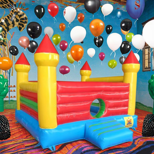 <span class=keywords><strong>Il</strong></span> Piccolo Castello Gonfiabile 3x3m in PVC è Facile da Montare per Uso Esterno, Adatto a 5 Bambini - Product Image 2