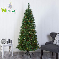 Sapin de Noël artificiel de 1,80 m en pin blanc avec 300 lumières LED transparentes et cônes de pin, vente en gros et échantillon disponible