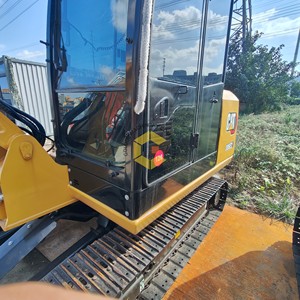 Mini pelleteuse CAT 306E2 d'occasion-pelleteuse compacte de 5.8 tonnes, originale du Japon, idéale pour l'aménagement paysager et les petites constructions - Product Image 2