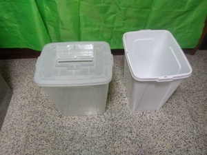 Urna de Votación de Plástico Transparente Cuadrada de 45L con Logotipo Personalizado para Campañas Electorales - Product Image 3