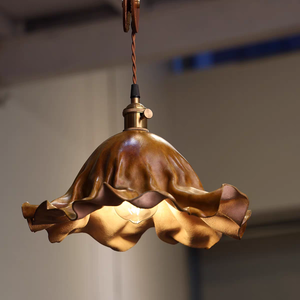Lámpara Colgante de Cuero Plegado Estilo Ballet Vintage, Hecha a Mano con Cuero de Grano Superior de Curtido Vegetal, Iluminación Retro Boho Rústica - Product Image 1