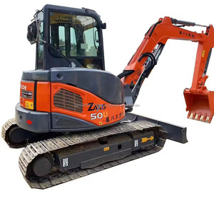 Mini excavatrice Hitachi ZX50 de 5 tonnes pelleteuse d'occasion Pelleteuse multifonctionnelle Hitachi ZAXIS 50 d'origine japonaise - Product Image 1