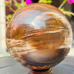 Vente en gros de sphères en bois pétrifié naturel, sculptées et polies à la main, artisanat en cristal pour la décoration de la maison, cadeaux de Pâques - Product Image 3